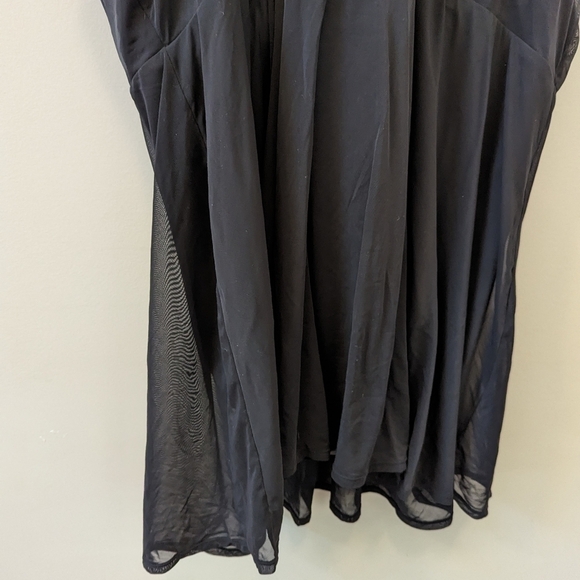 Torrid Black Mesh Overlay Swim Dress Size 6X - Picture 9 of 16